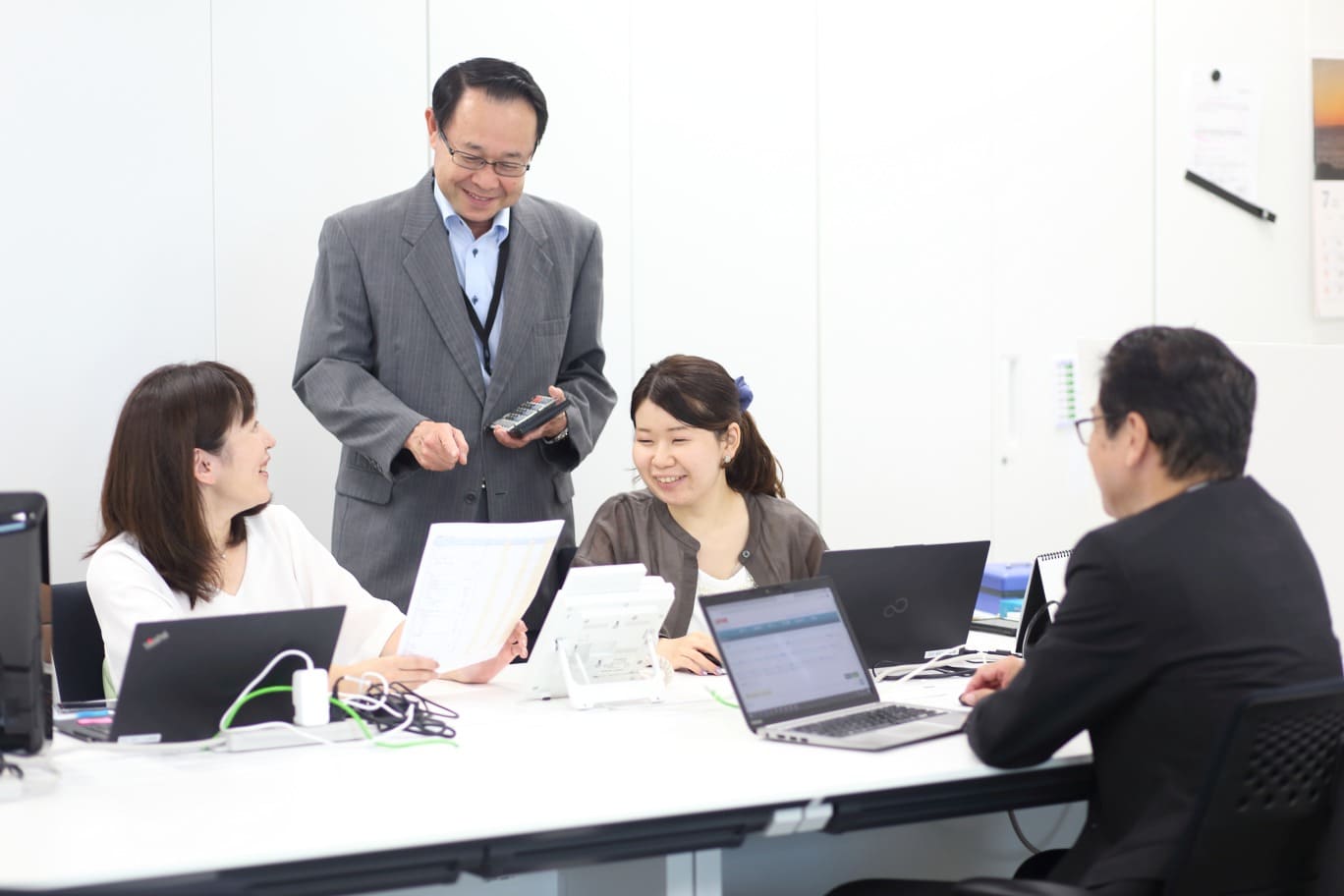 2006 Mid-career member仕事と育児の両立で大変な事 イメージ